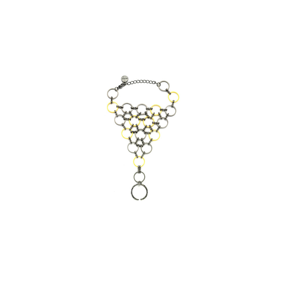 Ceku Hand Bracelet