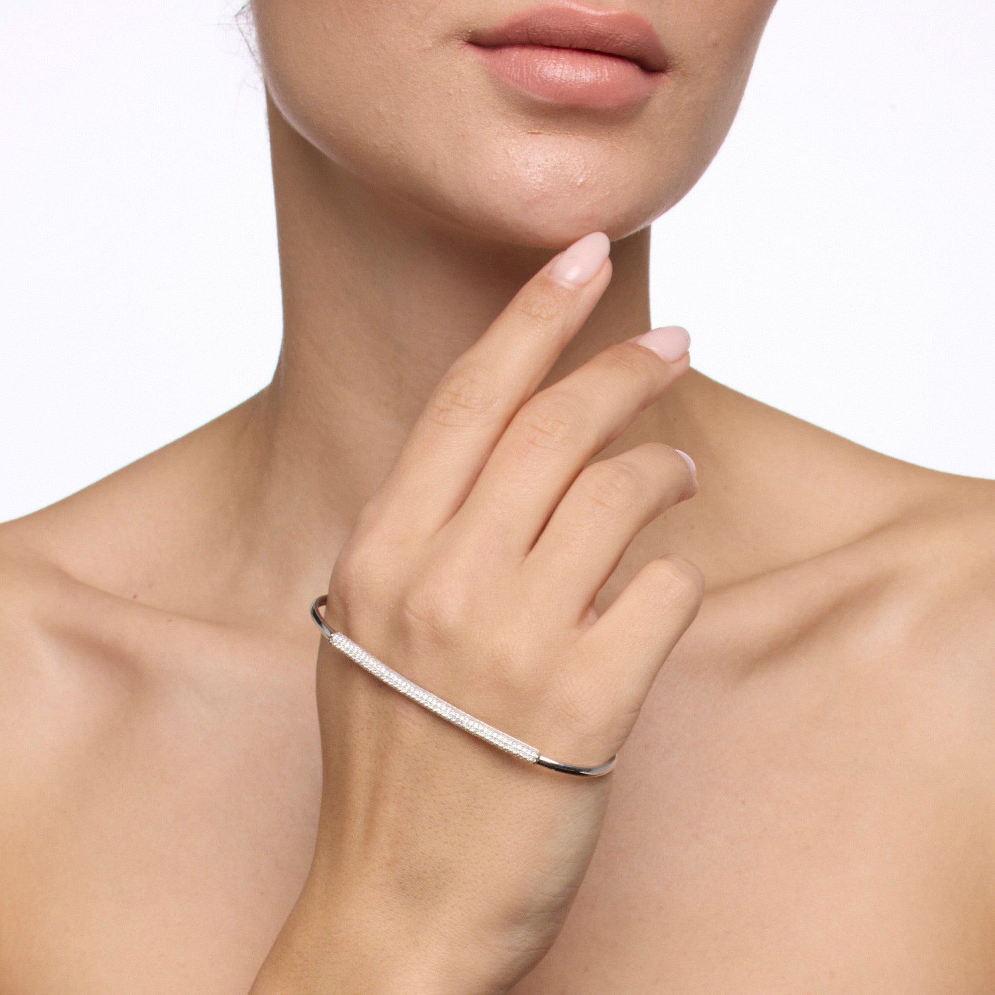 Luna Hand Cuff